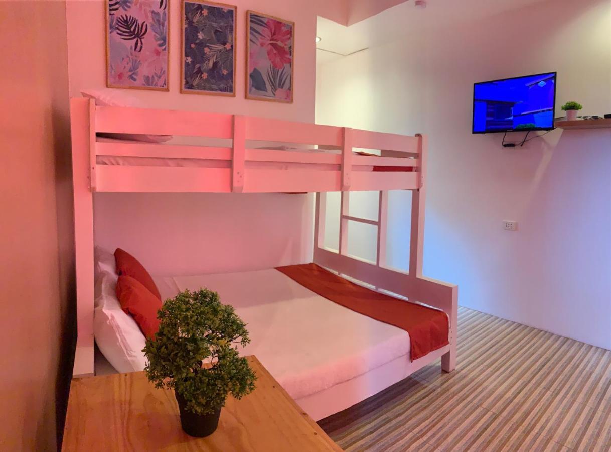 The Biggies Inn Ослоб Экстерьер фото